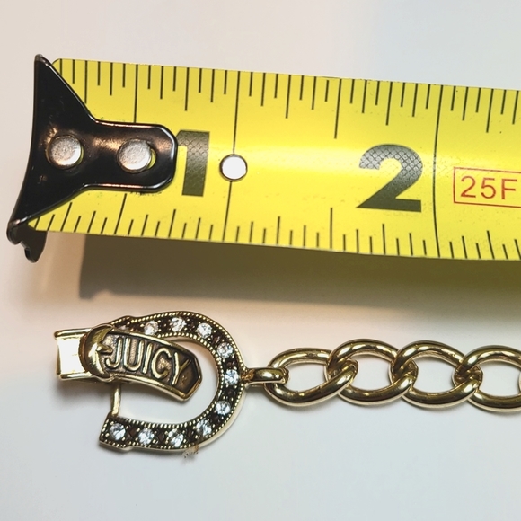 Juicy Couture charm bracelet with Swarovski crystal heart and juicy clasp - Picture 11 of 11